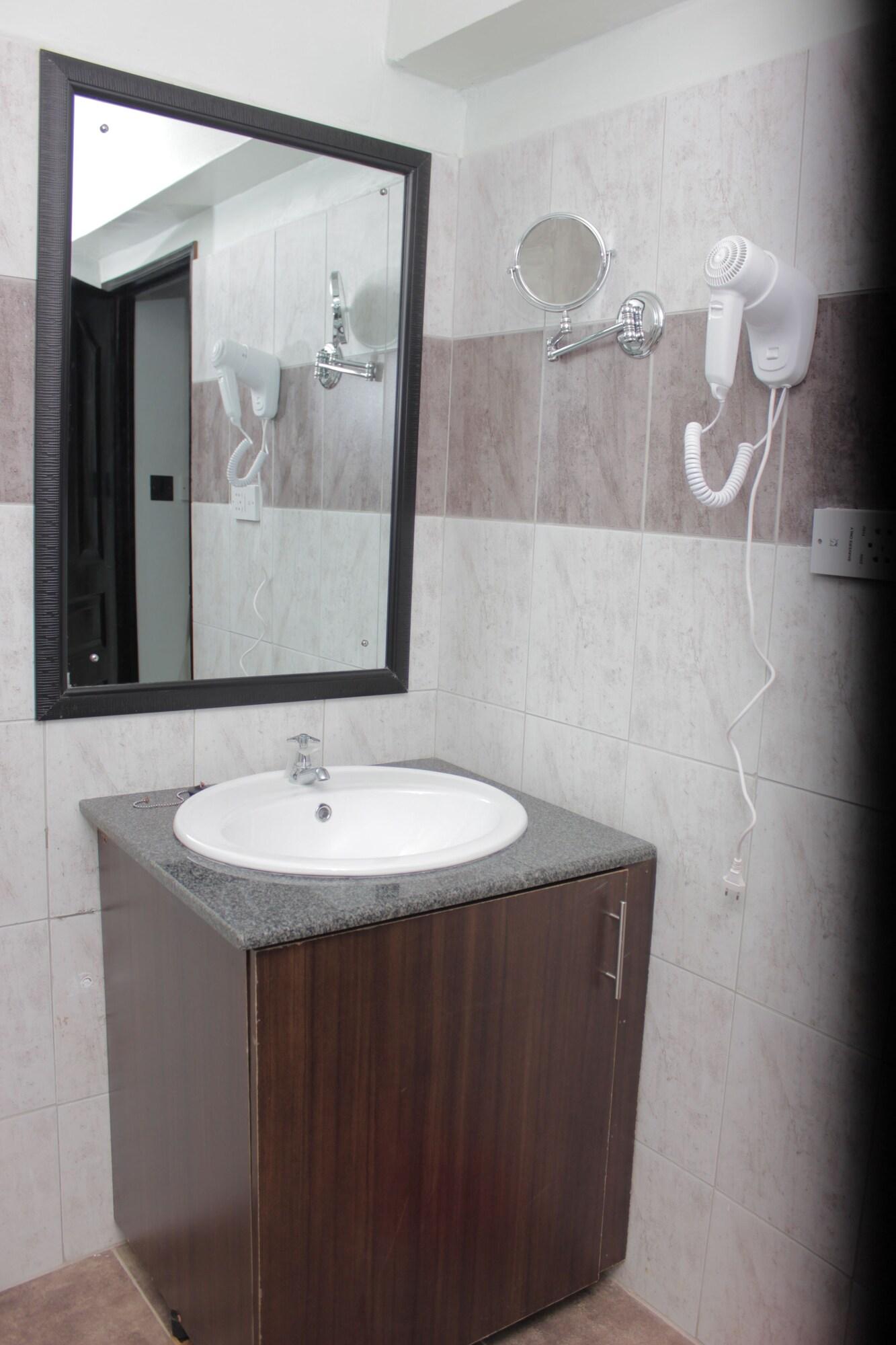 Hadassah Hotel Найроби Экстерьер фото